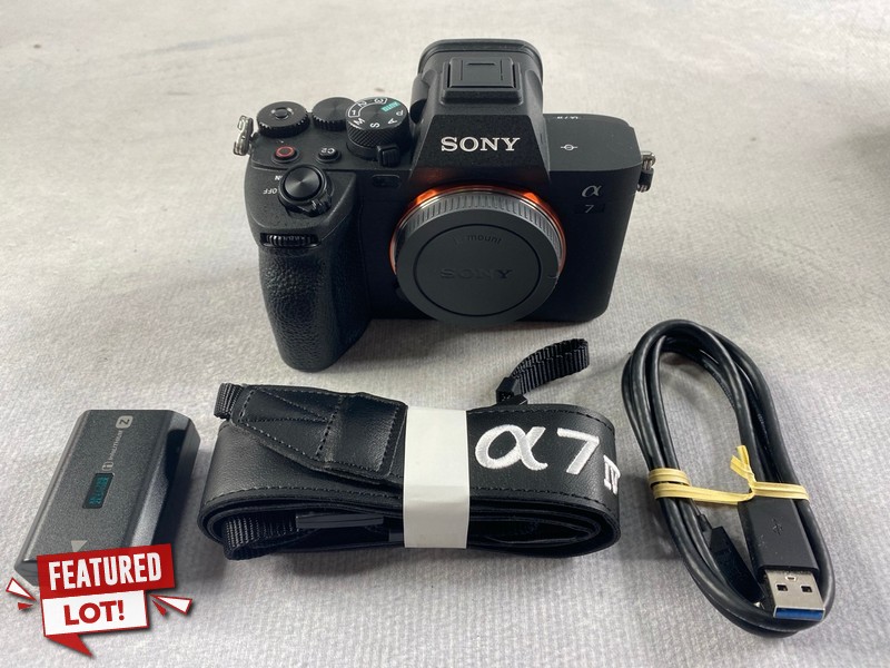 Lot 267  
            Nottingham Prem - Delivery Only 

                
SONY ALPHA 7 IV (BODY ONLY)  MEGAPIXELS MIRRORLESS CAMERA. (WITH BOX & ACCESSORIE...