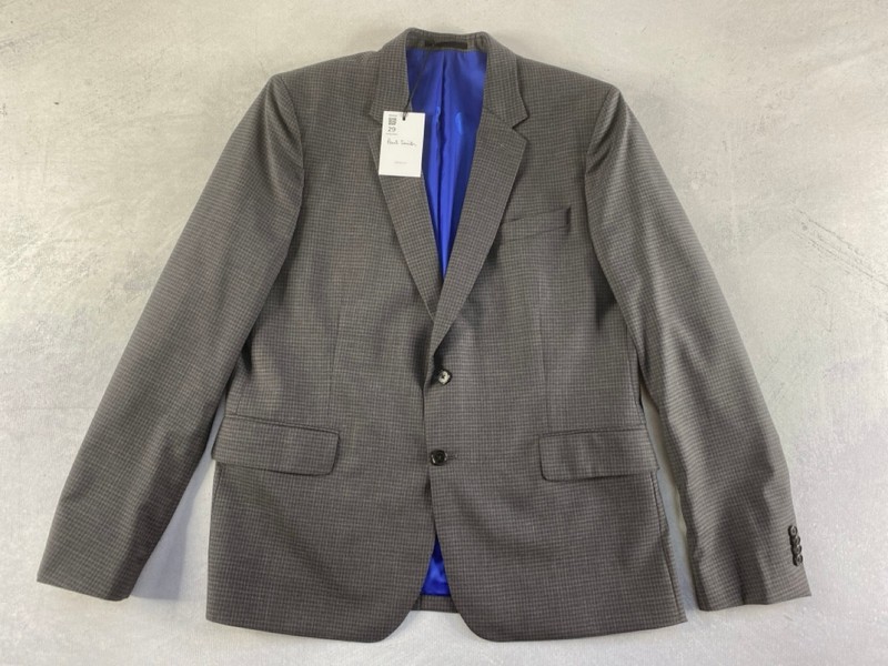 Lot 29  
            Nottingham Prem - Delivery Only 

                
PAUL SMITH MENS 2 BUTTON JACKET.SIZE 44/54 MADE FROM 100% WOOL