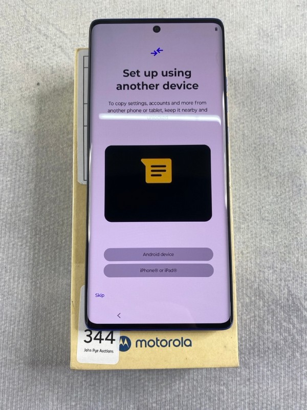 Lot 344  
            Nottingham Prem - Delivery Only 

                
MOTOROLA MOTO G85 256GB SMARTPHONE IN BLUE: MODEL NO MC426 (WITH BOX)  [JPTN48384]