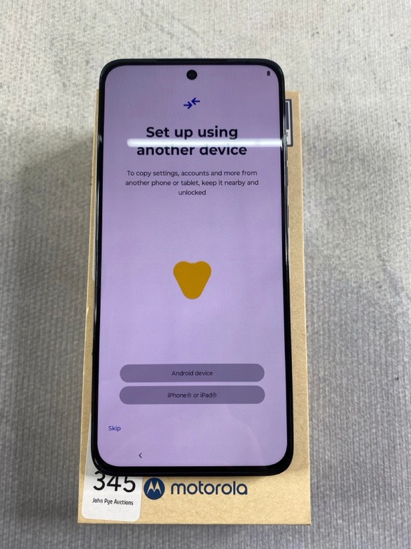 Lot 345  
            Nottingham Prem - Delivery Only 

                
MOTOROLA EGDE 50 NEO 256GB SMARTPHONE IN PANTONE GRISALLE: MODEL NO MC431 (WITH B...