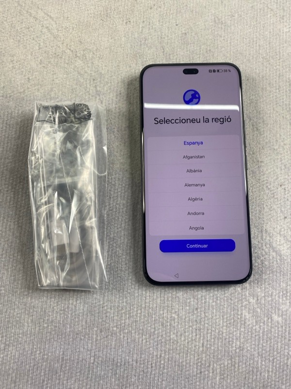 Lot 370  
            Nottingham Prem - Delivery Only 

                
HONOR 400 PRO 512GB SMARTPHONE IN BLACK.  [JPTN48395]