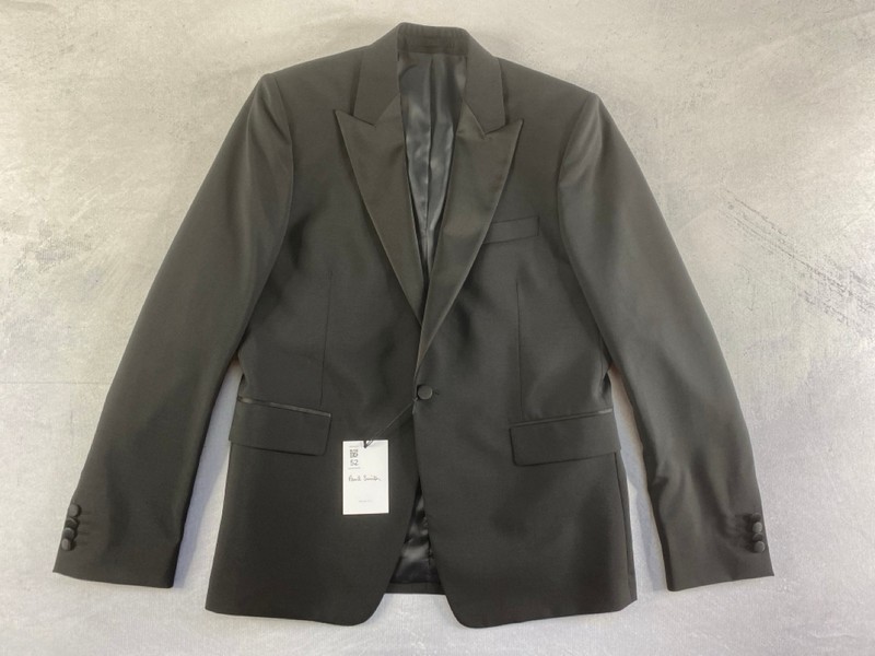 Lot 52  
            Nottingham Prem - Delivery Only 

                
PAUL SMITH MENS 2 BUTTON JACKET.SIZE R40