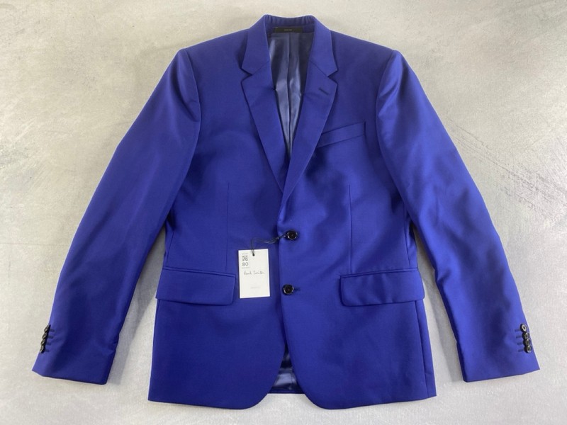 Lot 80  
            Nottingham Prem - Delivery Only 

                
PAUL SMITH MENS 2 BUTTON JACKET.SIZE 40/50