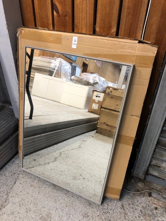 Lot 1200  
            Marchington SR18 - Collection 

                
(COLLECTION ONLY) ROPER RHODES STONE GREY FRAMED BATHROOM MIRROR 700 X 500MM: LOC...