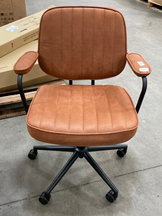 Lot 303  
            Marchington SR10 - Delivery or Collection 

                
JOHN LEWIS & PARTNERS SUEDE OFFICE CHAIR IN LIGHT BROWN: LOCATION - A5