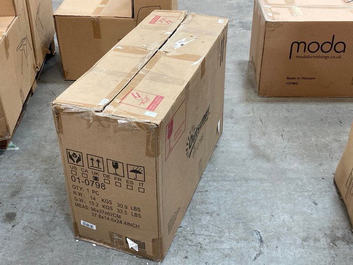 Lot 406  
            Marchington SR10 - Delivery or Collection 

                
OUTSUNNY RATTAN OUTDOOR LOUNGE CHAIR: LOCATION - A2