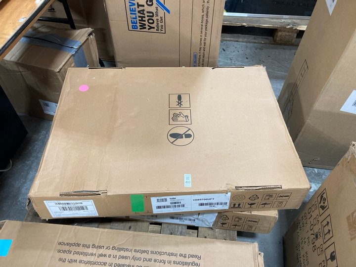 Lot 410  
            Marchington SR10 - Collection 

                
(COLLECTION ONLY) 2 X BEKO HII85700UFT BUILT IN HOBS - RRP £1000: LOCATION - A2