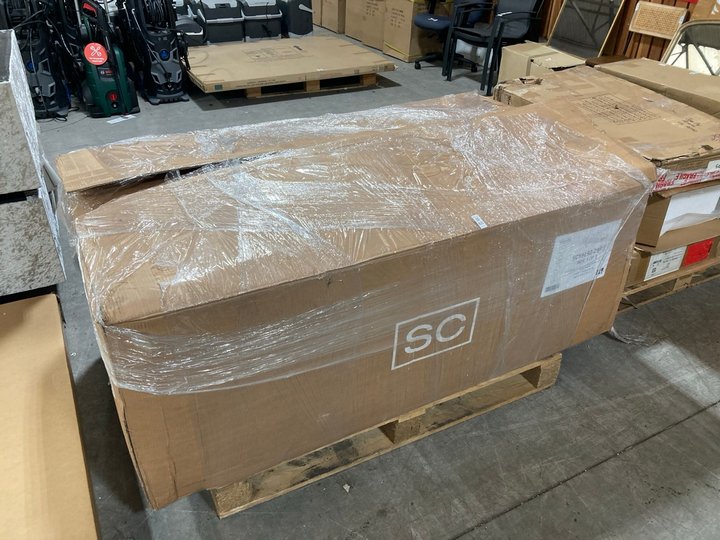 Lot 423  
            Marchington SR10 - Delivery or Collection 

                
SOFA CLUB ASCOT HIGH BACK DOUBLE CORNER SOFA IN SUMMER LINEN RH CORNER SECTION ON...