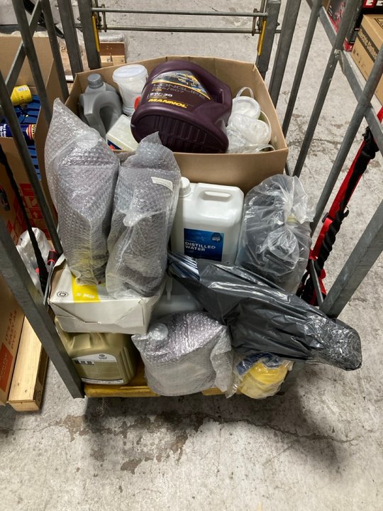 Lot 541  
            Marchington SR10 - Collection 

                
(COLLECTION ONLY) CAGE OF ASSORTED CHEMICAL ITEMS TO INCLUDE 1L CASTROL MAGNATEC ...