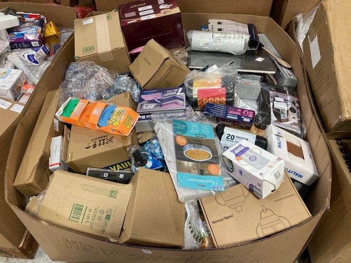 Lot 551  
            Marchington SR10 - Delivery or Collection 

                
PALLET OF ASSORTED ITEMS TO INCLUDE TUM TUM TIPPY CUP: LOCATION - SR16_B1 (KERBSI...