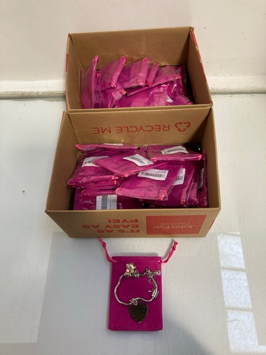 Lot 1018  
            Marchington SR13 - Parcel Delivery Only 

                
QTY OF GRANDDAUGHTER CHARM BRACELETS IN SILVER: LOCATION - H1
