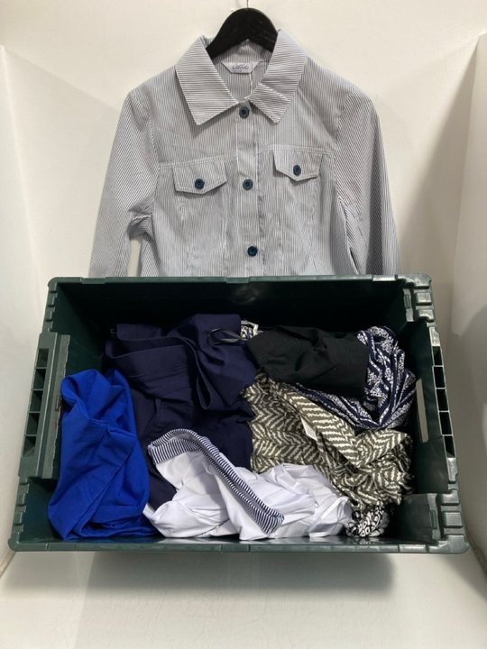 Lot 1034  
            Marchington SR13 - Parcel Delivery Only 

                
QTY OF ASSORTED LADIES CLOTHING IN VARIOUS SIZES TO INCLUDE SLEEVELESS TOP IN BLA...