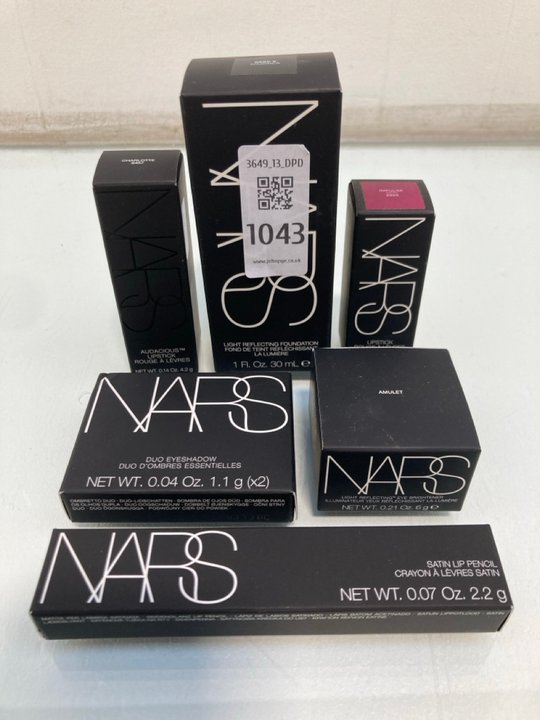 Lot 1043  
            Marchington SR13 - Parcel Delivery Only 

                
6 X ASSORTED NARS MAKE UP TO INCLUDE 30ML LIGHT REFLECTING FOUNDATION IN SHADE MA...