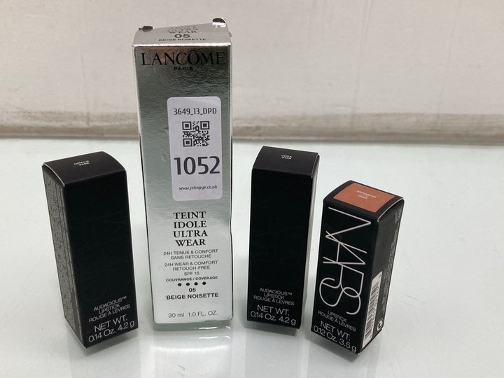 Lot 1052  
            Marchington SR13 - Parcel Delivery Only 

                
2 X NARS 4.2G AUDACIOUS LIPSTICKS IN SHADES VERA & GRACE TO INCLUDE NARS 3.5G LIP...