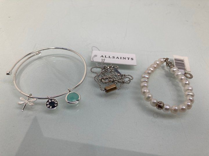 Lot 1055  
            Marchington SR13 - Parcel Delivery Only 

                
3 X ASSORTED WOMENS JEWELRY TO INCLUDE ALL SAINTS SMALL BEADED NECKLACE IN SILVER...