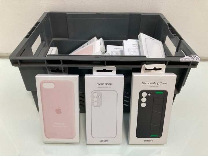 Lot 1064  
            Marchington SR13 - Parcel Delivery Only 

                
QTY OF ASSORTED PHONE CASES TO INCLUDE SAMSUNG GALAXY Z FOLD5 FRONT PROTECTION FI...