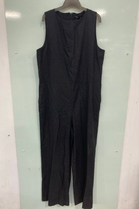 Lot 1099  
            Marchington SR13 - Parcel Delivery Only 

                
THEORY WOMENS RELAXED JUMPSUIT IN CHARCOAL - SIZE UK XL - ORIGINAL RRP £375: LOCA...