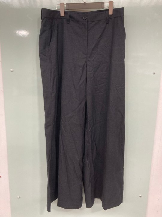 Lot 1102  
            Marchington SR13 - Parcel Delivery Only 

                
THEORY WOMENS SUPER WIDE PANTS IN CHARCOAL - SIZE UK 12 - ORIGINAL RRP £345: LOCA...