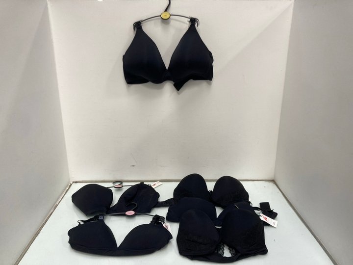 Lot 1110  
            Marchington SR13 - Parcel Delivery Only 

                
QTY OF ASSORTED WOMENS UNDERWEAR IN VARIOUS SIZES TO INCLUDE JOHN LEWIS & PARTNER...