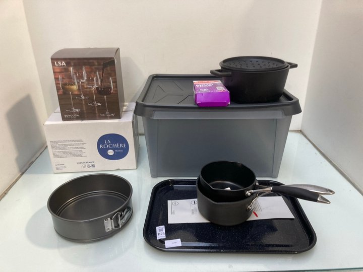 Lot 1125  
            Marchington SR13 - Parcel Delivery Only 

                
QTY OF ASSORTED HOUSEHOLD ITEMS TO INCLUDE LSA SET OF 4 BOROUGH WINE GLASSES: LOC...