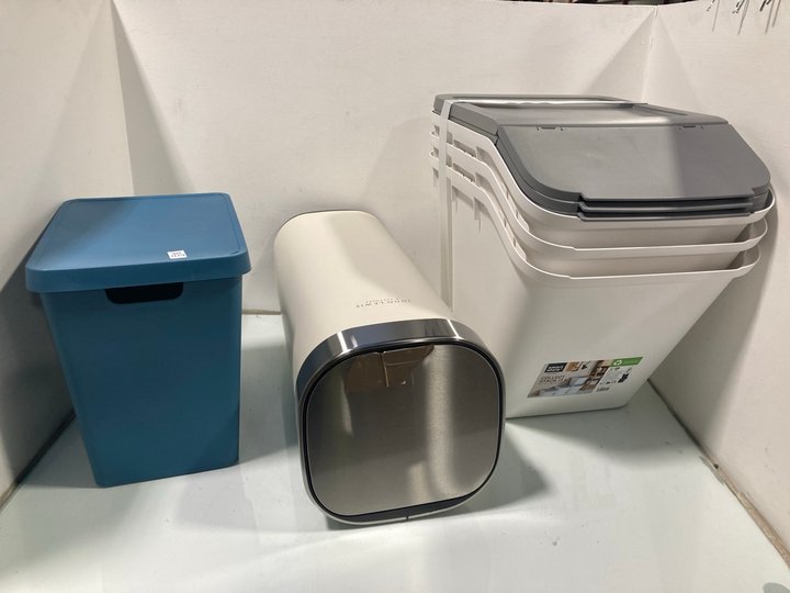 Lot 1179  
            Marchington SR13 - Parcel Delivery Only 

                
5 X ASSORTED STORAGE/WASTE ITEMS TO INCLUDE JOHN LEWIS & PARTNERS 40 LITRE TOUCH ...