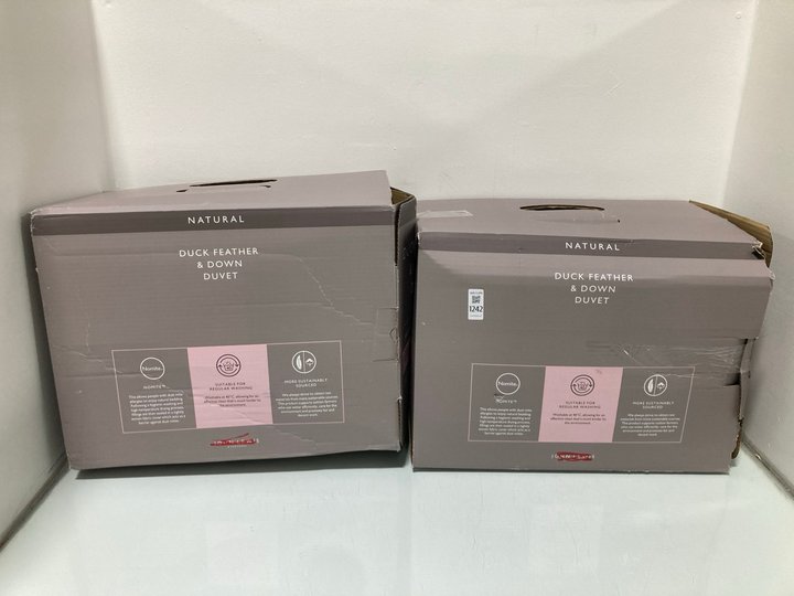 Lot 1242  
            Marchington SR13 - Parcel Delivery Only 

                
JOHN LEWIS & PARTNERS NATURAL DUCK FEATHER & DOWN 13.5 TOG KINGSIZE DUVET TO INCL...