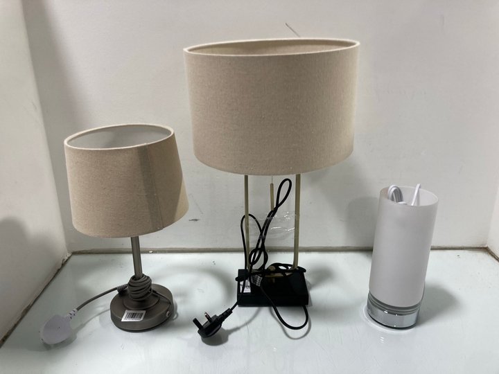 Lot 1251  
            Marchington SR13 - Parcel Delivery Only 

                
3 X ASSORTED TABLE LAMPS TO INCLUDE JOHN LEWIS & PARTNERS ISABEL TOUCH LAMP IN PE...