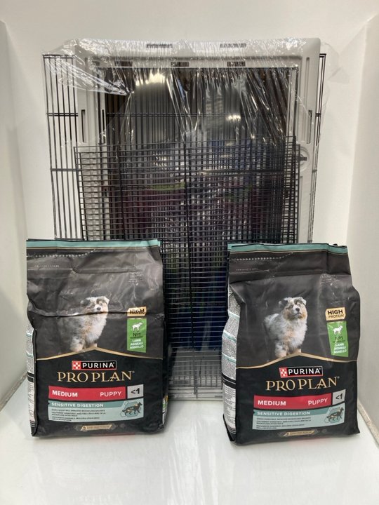 Lot 1295  
            Marchington SR13 - Parcel Delivery Only 

                
FERPLAST SMALL ANIMAL CAGE IN GREY TO INCLUDE 2 X PURINA PRO PLAN 3KG MEDIUM PUPP...