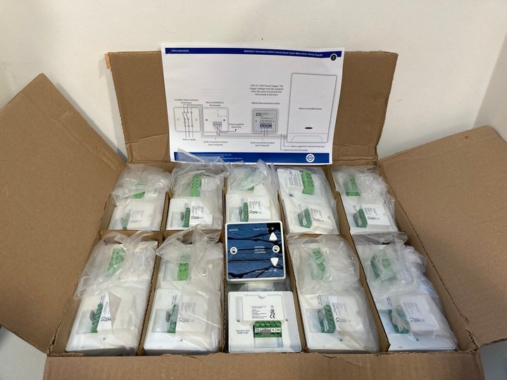 Lot 1371  
            Marchington SR13 - Parcel Delivery Only 

                
BOX OF MORCO M5003EC2 THERMOSTAT CENTRAL HEATING CONTROL BOXES: LOCATION - F13