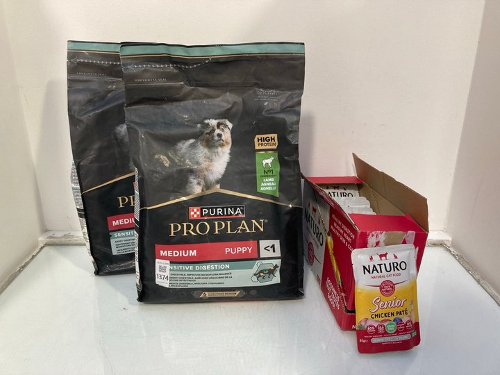 Lot 1374  
            Marchington SR13 - Parcel Delivery Only 

                
2 X PURINA PRO PLAN 3KG MEDIUM PUPPY SENSITIVE DIGESTION PUPPY FOOD IN LAMB FLAVO...