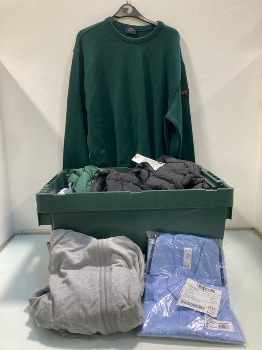 Lot 1401  
            Marchington SR13 - Parcel Delivery Only 

                
QTY OF ASSORTED MENS CLOTHING IN VARIOUS SIZES TO INCLUDE UNIQLO ULTRA LIGHT DOWN...