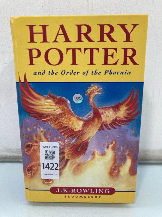 Lot 1422  
            Marchington SR13 - Parcel Delivery Only 

                
J.K. ROWLING FIRST EDITION HARDBACK BOOK, "HARRY POTTER AND THE ORDER OF THE PHOE...