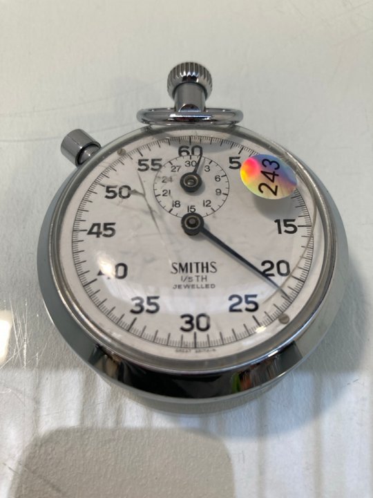 Lot 1431  
            Marchington SR13 - Parcel Delivery Only 

                
A VINTAGE SMITHS STOPWATCH: LOCATION - F11