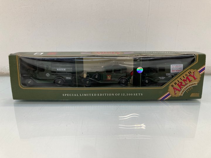 Lot 1453  
            Marchington SR13 - Parcel Delivery Only 

                
BRITIH ARMY LIMITED EDITION MODEL VEHICLE COLLECTION 1090 TRIPLE SET, WITH BOX (1...