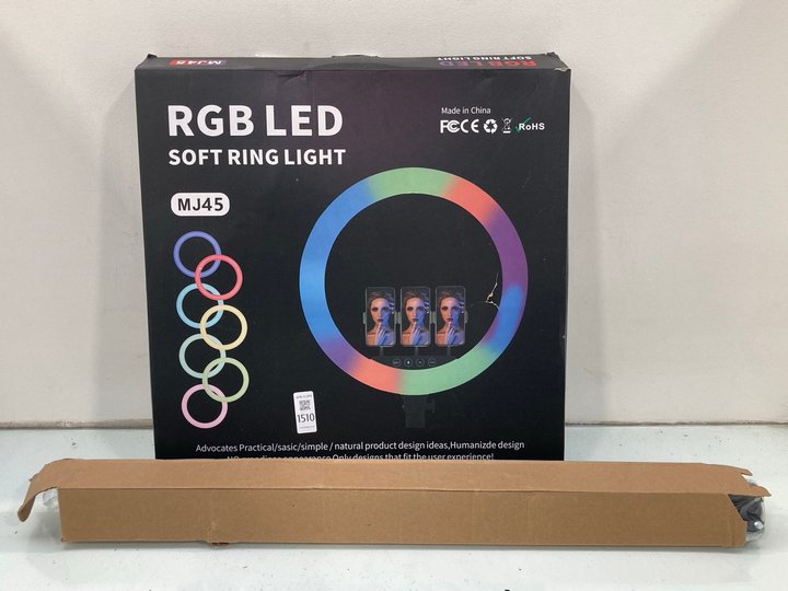 Lot 1510  
            Marchington SR13 - Parcel Delivery Only 

                
RGB LED SOFT RING LIGHT TO INCLUDE TRIPOD STAND IN BLACK: LOCATION - F9