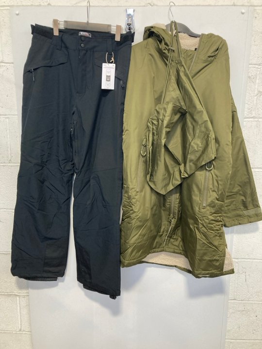 Lot 1522  
            Marchington SR13 - Parcel Delivery Only 

                
TRIDRI TR800 MENS JACKET IN OLIVE-UK SIZE S/M TO INCLUDE MOUNTAIN WAREHOUSE ORBIT...