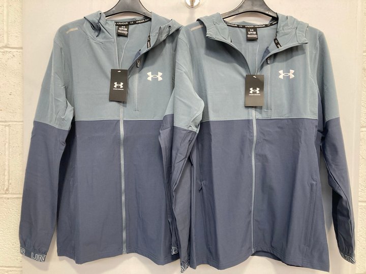 Lot 1531  
            Marchington SR13 - Parcel Delivery Only 

                
2 X UNDER ARMOUR MENS JD VANISH JACKETS IN GREY-UK SIZE L -ORIGINAL COMBINED RRP ...