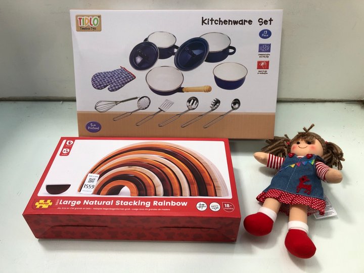 Lot 1559  
            Marchington SR13 - Parcel Delivery Only 

                
3 X ASSORTED CHILDRENS TOYS TO INCLUDE BIGJIGS TOYS LARGE NATURAL STACKING RAINBO...