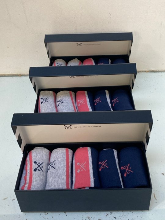 Lot 1666  
            Marchington SR13 - Parcel Delivery Only 

                
3 X BOXES OF 5 PACK BAMBOO SOCKS -ONE SIZE-ORIGINAL COMBINED RRP £105.00: LOCATIO...