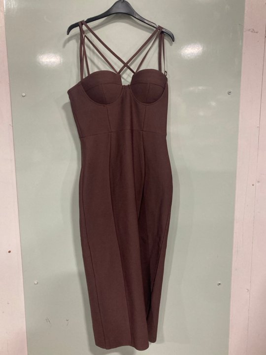 Lot 866  
            Marchington SR13 - Parcel Delivery Only 

                
ELLIATT WOMENS ORCHID BODYCON DRESS IN CHOCOLATE - SIZE UK XL - ORIGINAL RRP £240...