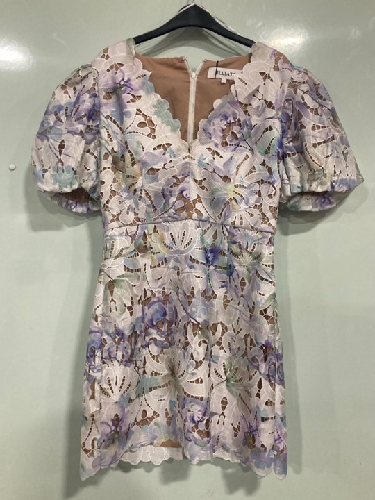 Lot 868  
            Marchington SR13 - Parcel Delivery Only 

                
ELLIATT WOMENS SEVILLE DRESS IN MULTI - SIZE UK L - ORIGINAL RRP £255: LOCATION - H6