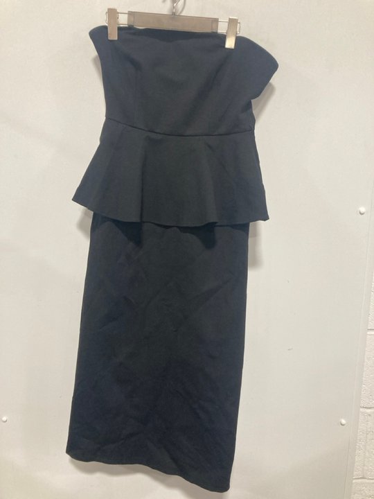 Lot 870  
            Marchington SR13 - Parcel Delivery Only 

                
ELLIATT WOMENS SONNET COCKTAIL DRESS IN BLACK - SIZE UK M - ORIGINAL RRP £275: LO...