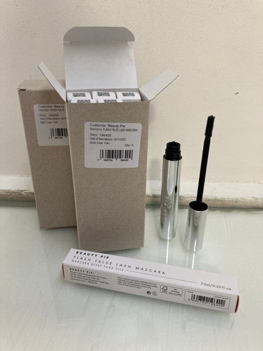 Lot 983  
            Marchington SR13 - Parcel Delivery Only 

                
12 X BEAUTY PIE FLASH FALSE LASH MASCARAS IN COSMIC BLACK-ORIGINAL COMBINED RRP £...