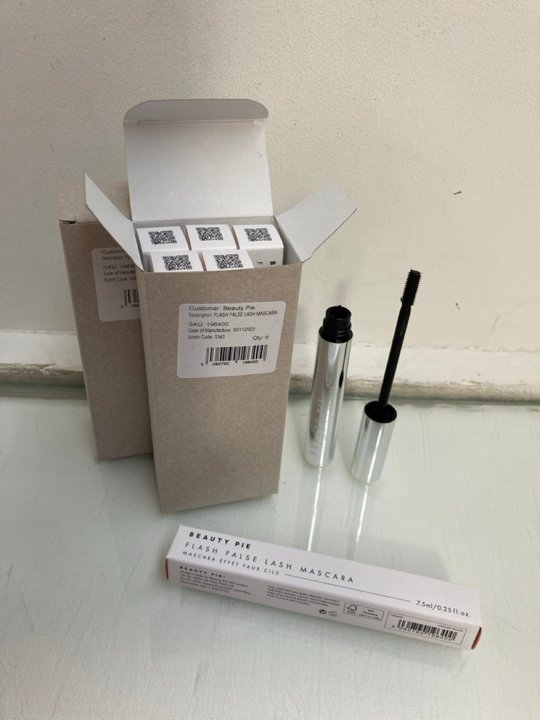Lot 988  
            Marchington SR13 - Parcel Delivery Only 

                
12 X BEAUTY PIE FLASH FALSE LASH MASCARAS IN COSMIC BLACK-ORIGINAL COMBINED RRP £...