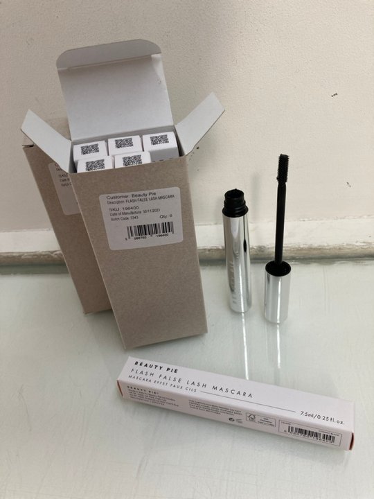 Lot 991  
            Marchington SR13 - Parcel Delivery Only 

                
12 X BEAUTY PIE FLASH FALSE LASH MASCARAS IN COSMIC BLACK-ORIGINAL COMBINED RRP £...