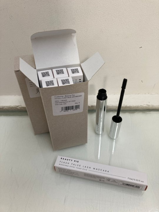 Lot 998  
            Marchington SR13 - Parcel Delivery Only 

                
12 X BEAUTY PIE FLASH FALSE LASH MASCARAS IN COSMIC BLACK-ORIGINAL COMBINED RRP £...