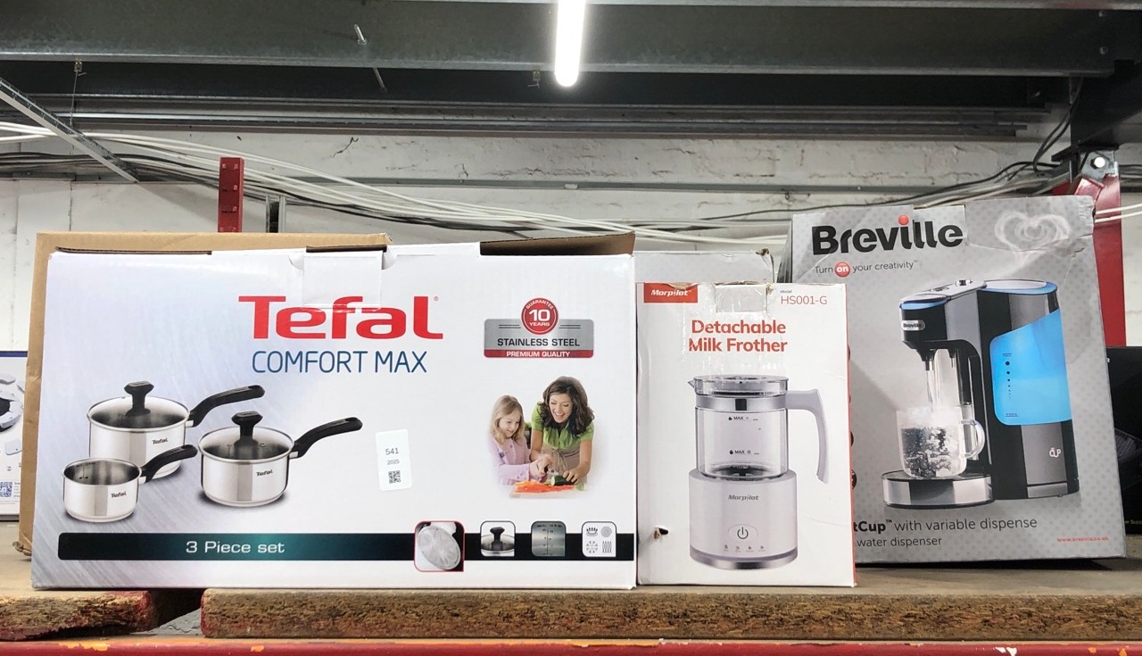 Lot 541  
            Edinburgh SR24 - Delivery Only 

                
QUANTITY OF KITCHEN & APPLIANCES ITEMS TO INCLUDE TEFAL COMFORT MAX 3 PIECE STAIN...