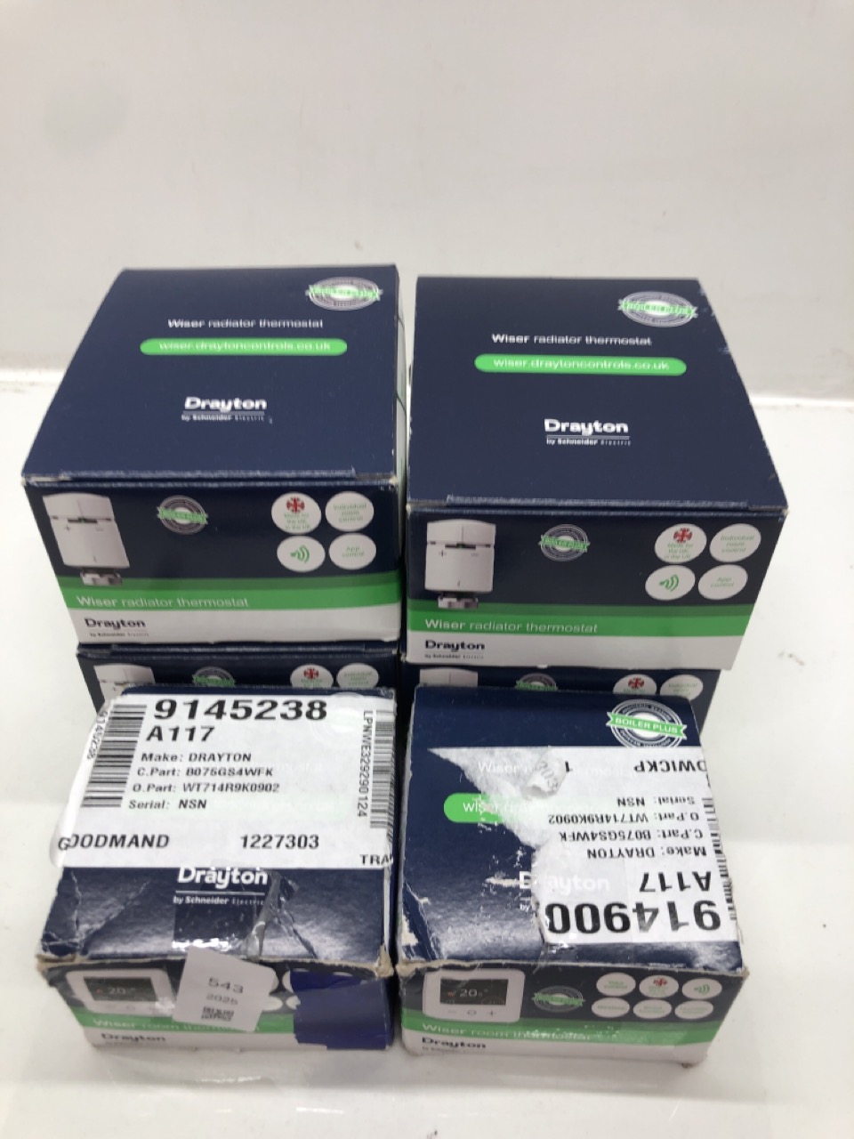 Lot 543  
            Edinburgh SR24 - Delivery Only 

                
QUANTITY OF TOOLS & HOME IMPROVEMENT ITEMS TO INCLUDE DRAYTON WISER SMART THERMOS...