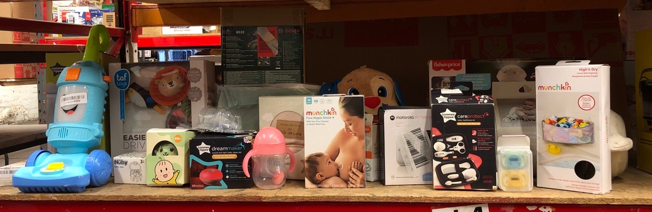 Lot 561  
            Edinburgh SR24 - Delivery Only 

                
QUANTITY OF BABY & TODDLER ITEMS TO INCLUDE MUNCHKIN FLOW 20MM NIPPLE SHIELD+ | S...