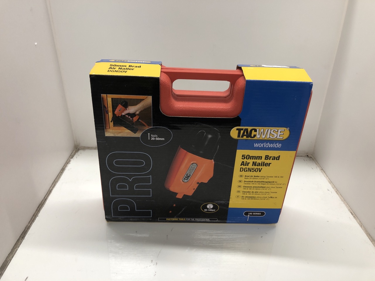 Lot 566  
            Edinburgh SR24 - Delivery Only 

                
TACWISE DGN50V AIR BRAD NAIL GUN, USES TYPE 180 (18G) / 20 - 50 MM NAILS, ORANGE ...